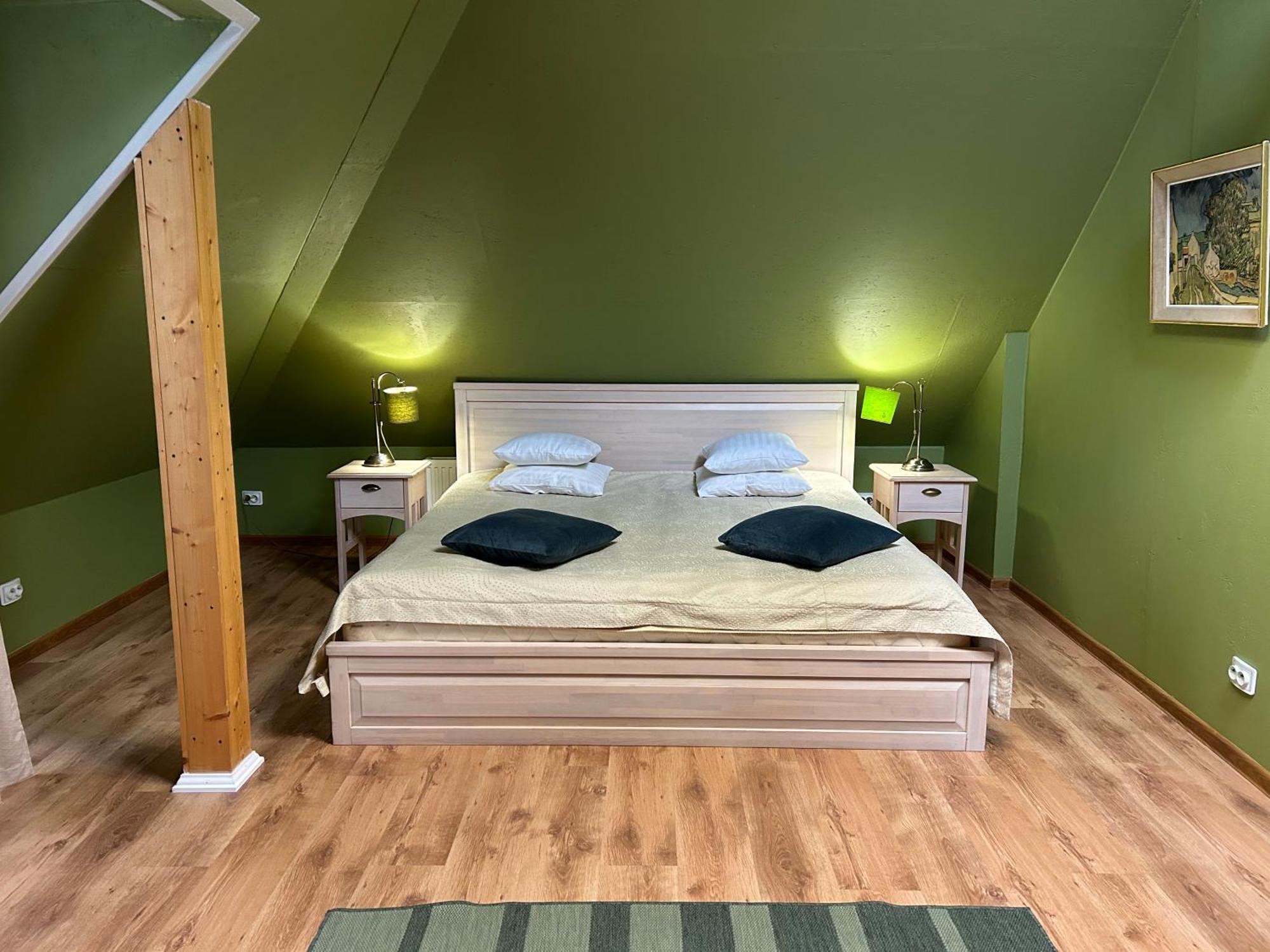 A1 Apartments With Free Parking Riga Bagian luar foto