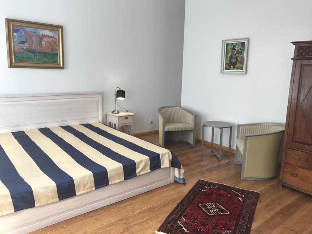 A1 Apartments With Free Parking Riga Bagian luar foto