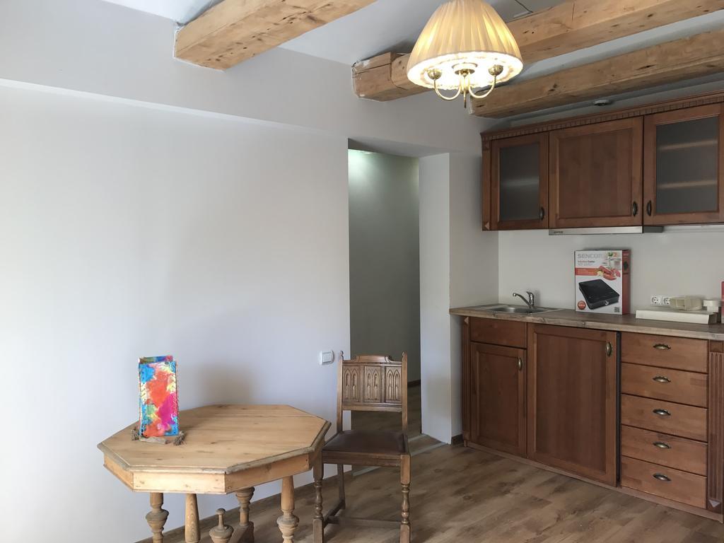 A1 Apartments With Free Parking Riga Bagian luar foto