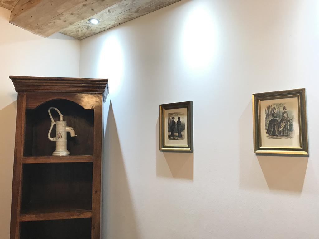 A1 Apartments With Free Parking Riga Bagian luar foto