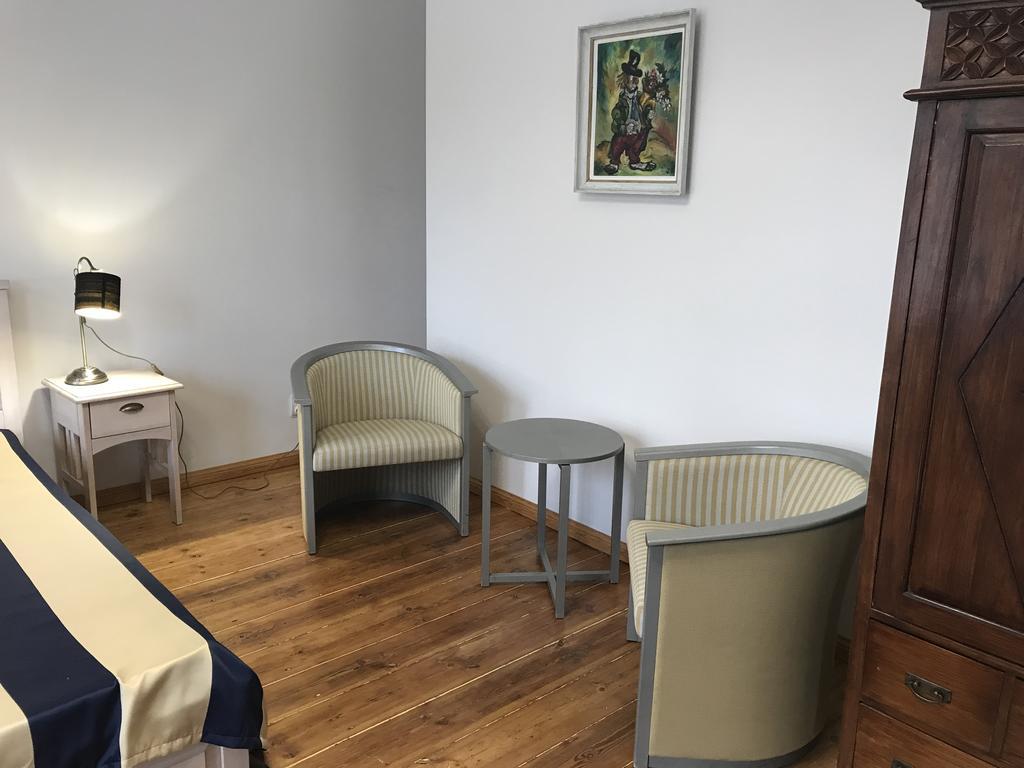 A1 Apartments With Free Parking Riga Bagian luar foto