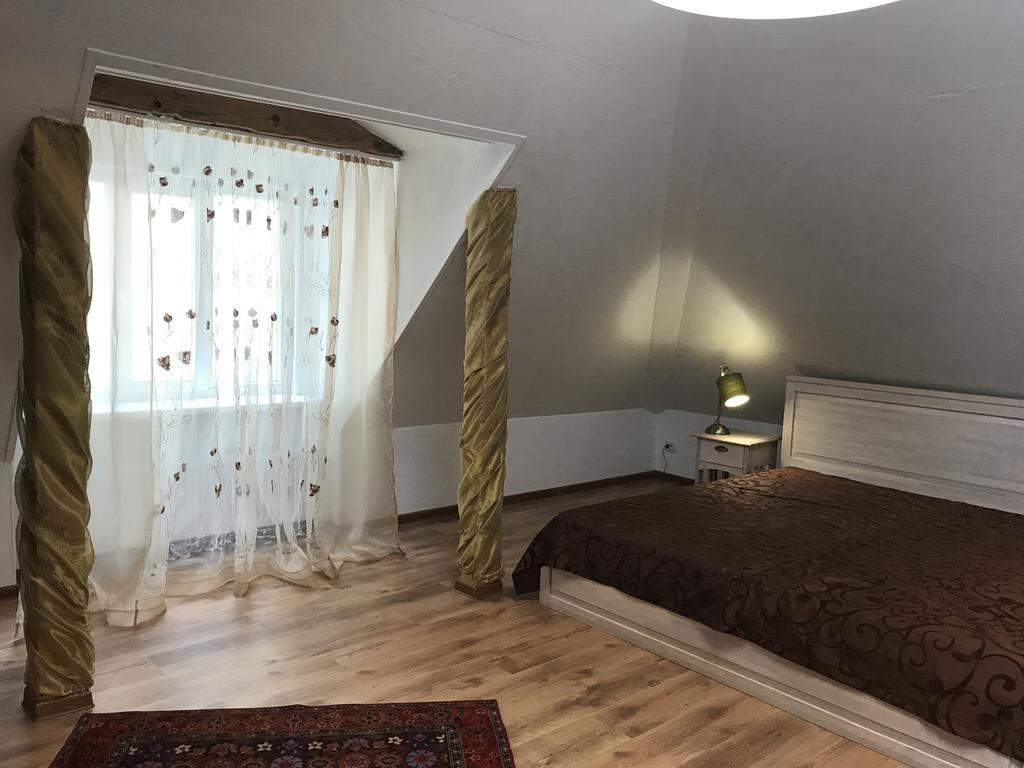 A1 Apartments With Free Parking Riga Bagian luar foto