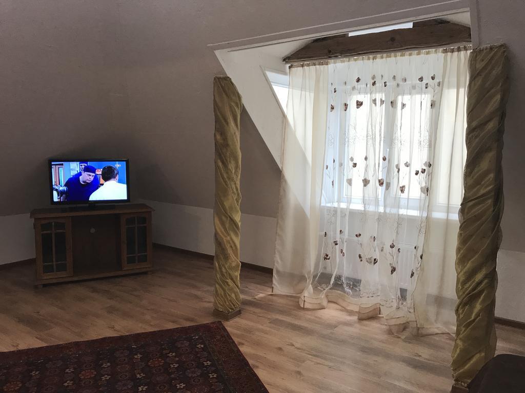 A1 Apartments With Free Parking Riga Bagian luar foto